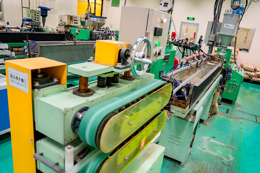 What Extrusion Molding